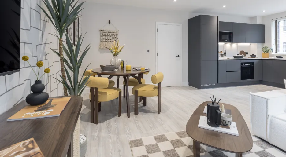 Apartment 43 - Show Apartment - North Gate Park 