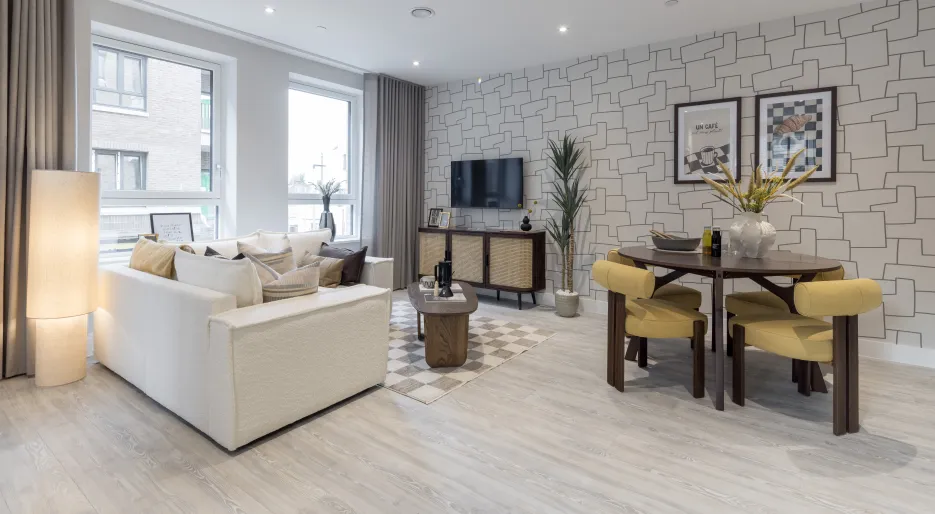 Apartment 43 - Show Apartment - North Gate Pa