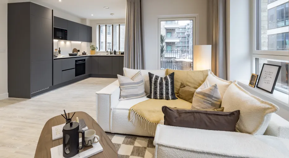 Apartment 43 - Show Apartment - Foxtail House 