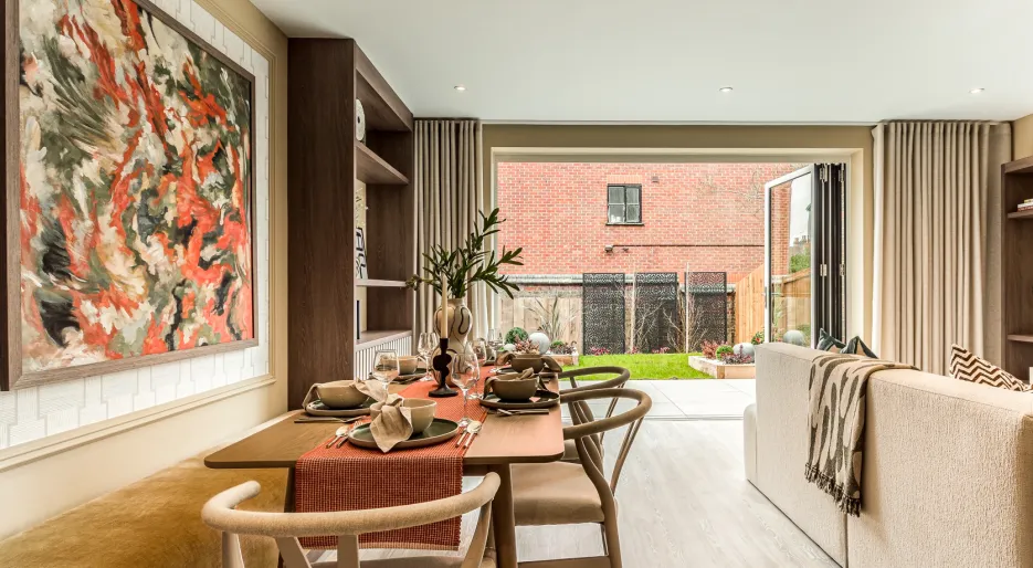 North Gate Park - Pine, Number 9 - Show Home - Kitchen/living/dining