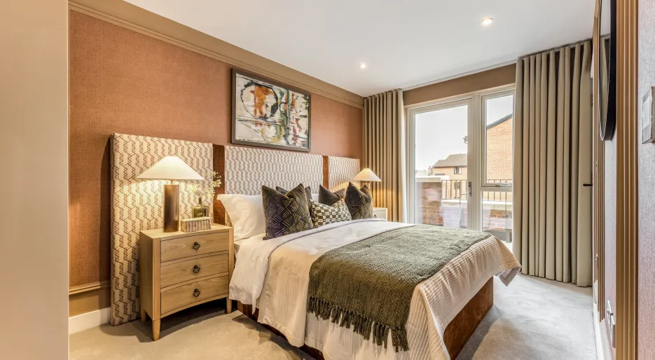 North Gate Park - Pine, Number 9 - Show Home - Principal bedroom 