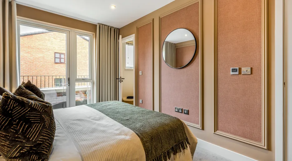 North Gate Park - Pine, Number 9 - Principal bedroom