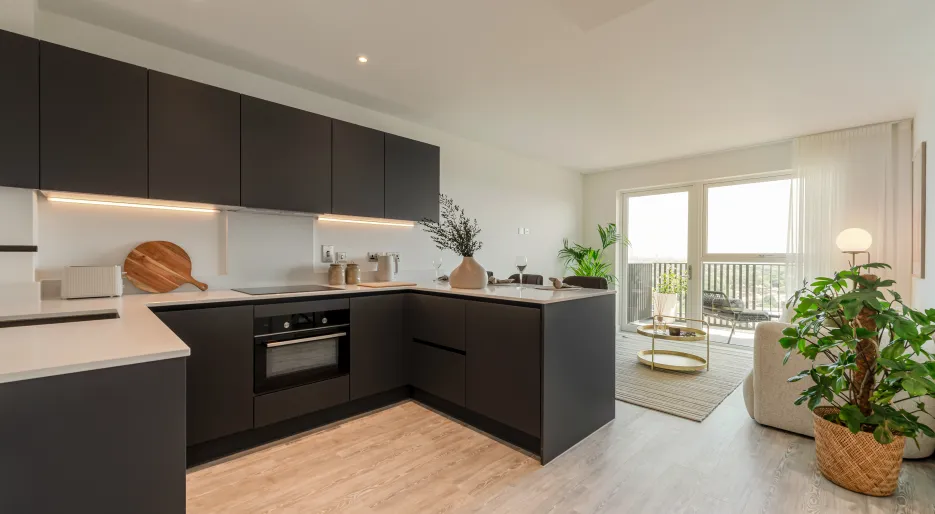 Kew Bridge Rise, Plot 94, Studio, Kitchen & Living Room