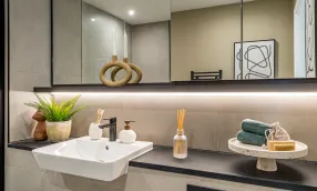 Wren House Bathroom Sink & Counter